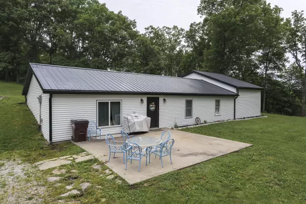 5126 Hogg Ridge Road, Williamstown, KY 41097