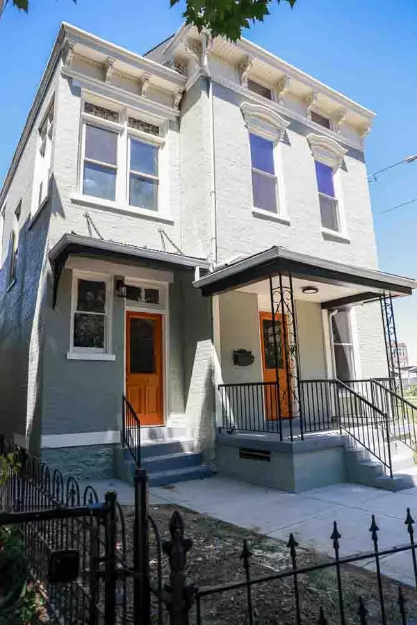 1545 Greenup Street, Covington, KY 41011