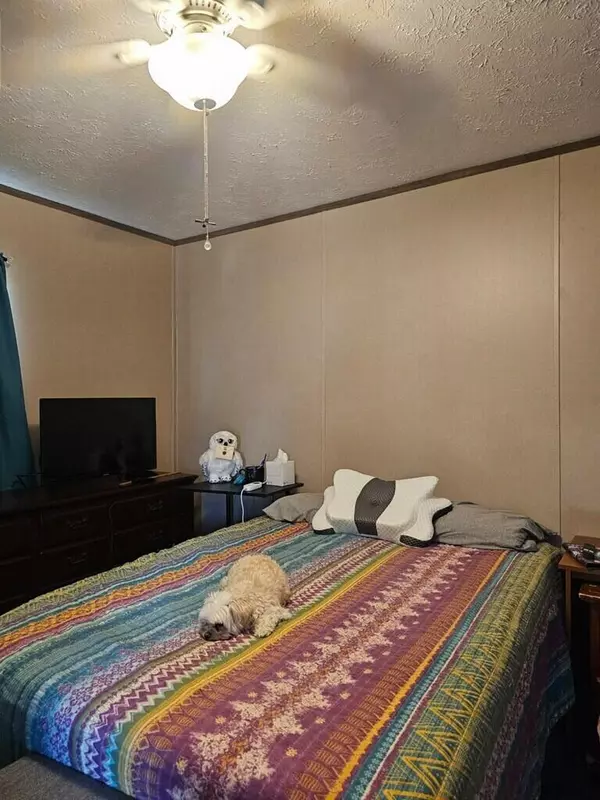 Foster, KY 41043,3105 Lenoxburg Foster Road