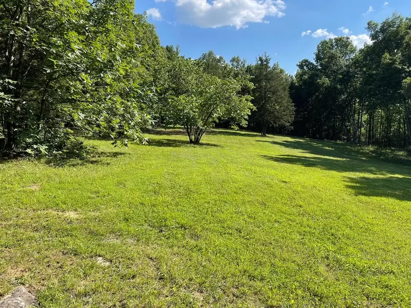 28.24 AC Corinth Road, Berry, KY 41003