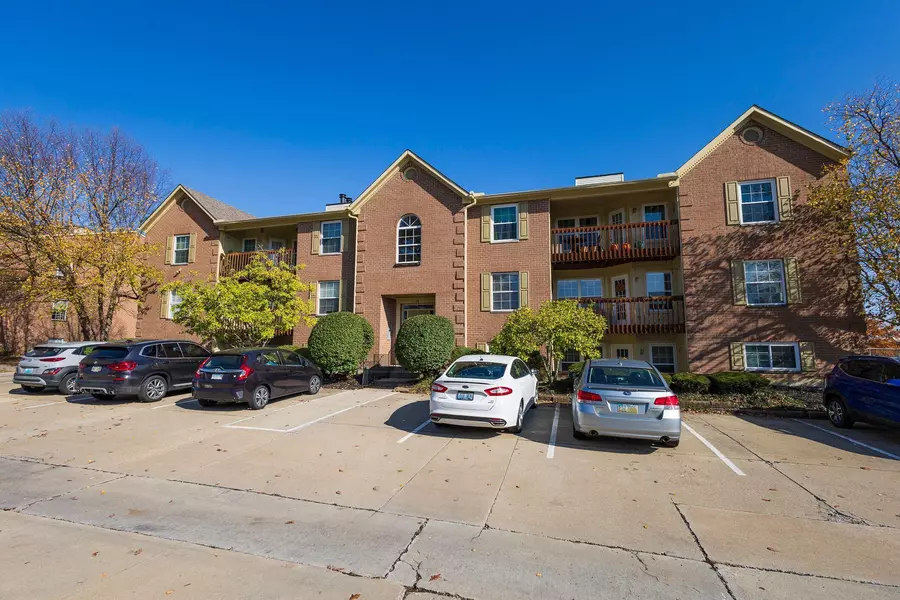 26 Highland Meadows Circle #4, Highland Heights, KY 41076