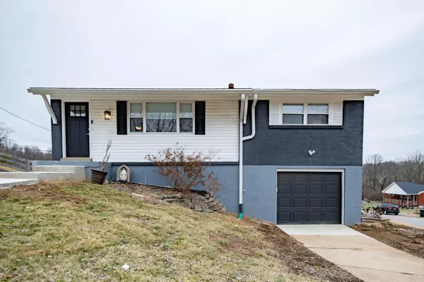 10 Valleyview Circle, Alexandria, KY 41001