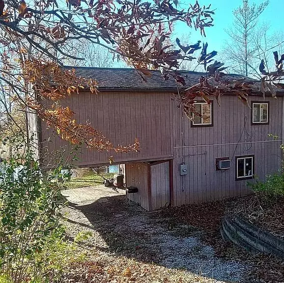 408 Lakeview Drive, Falmouth, KY 41040