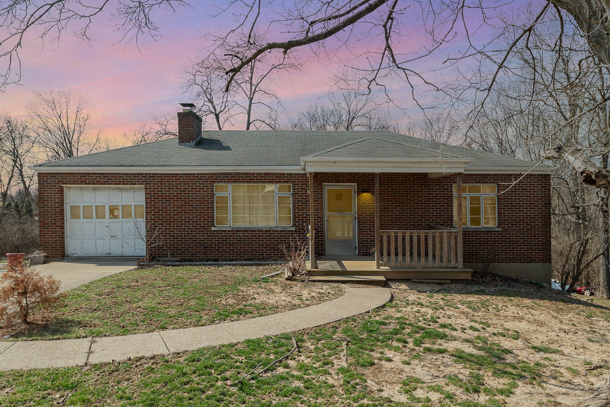 666 Walnut Drive, Taylor Mill, KY 41015
