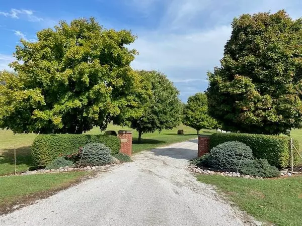 Maysville, KY 41056,7372 Ky Highway 11