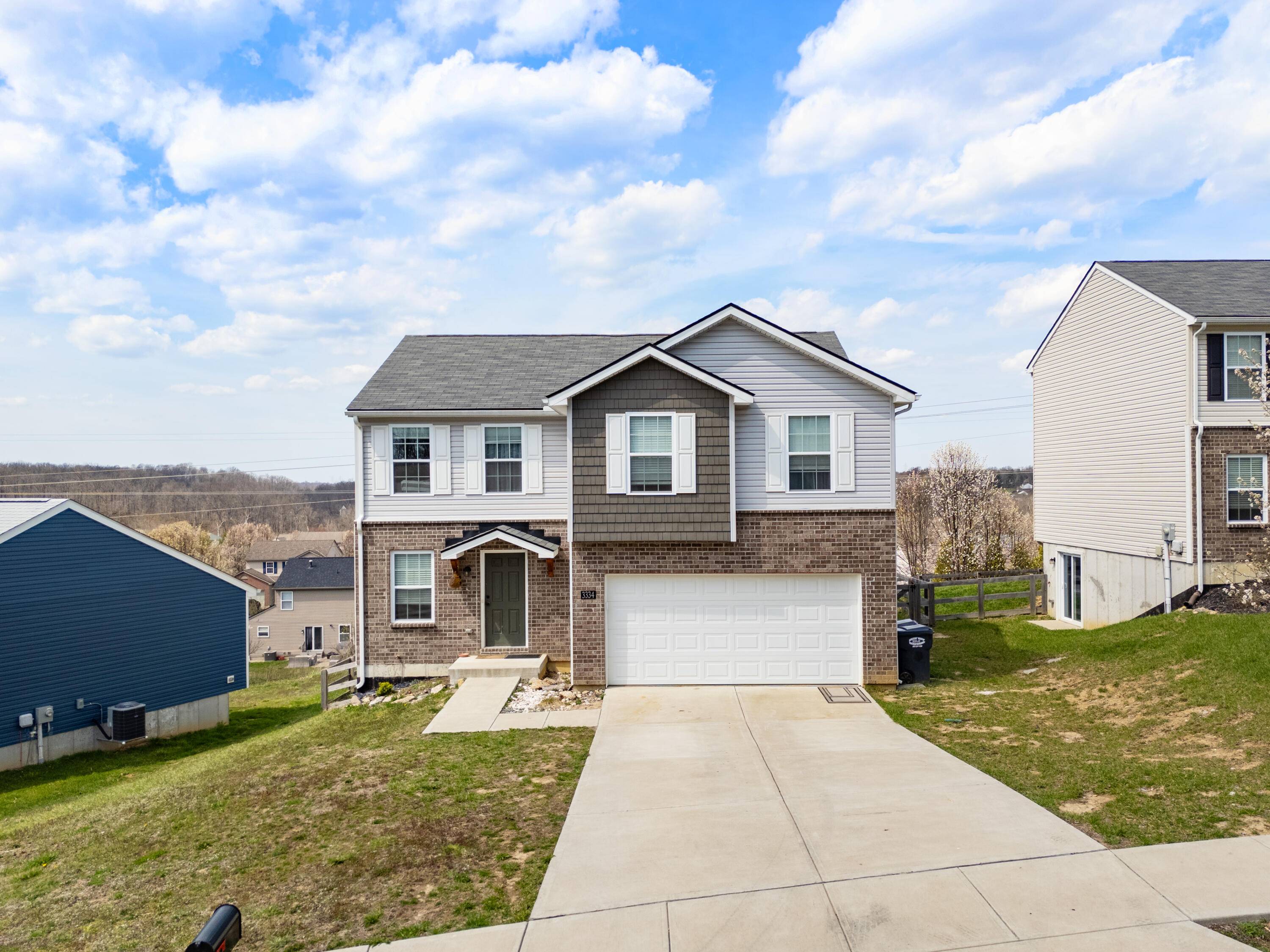 3334 Falling Brook Way, Burlington, KY 41005