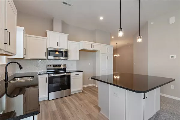 Ludlow, KY 41016,450 Station Drive #35-302