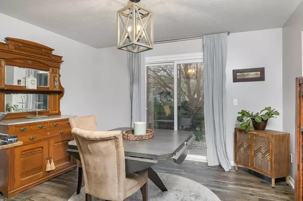 Florence, KY 41042,117 Hitching Post Place