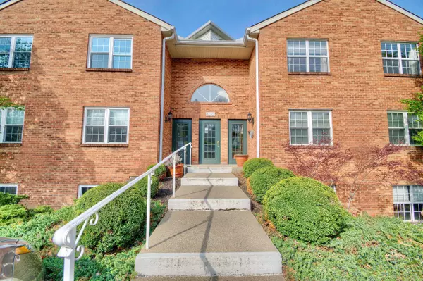 101 Spindle Top Lane, Fort Thomas, KY 41075