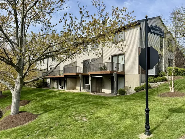 Villa Hills, KY 41017,4014 Lakepoint Court