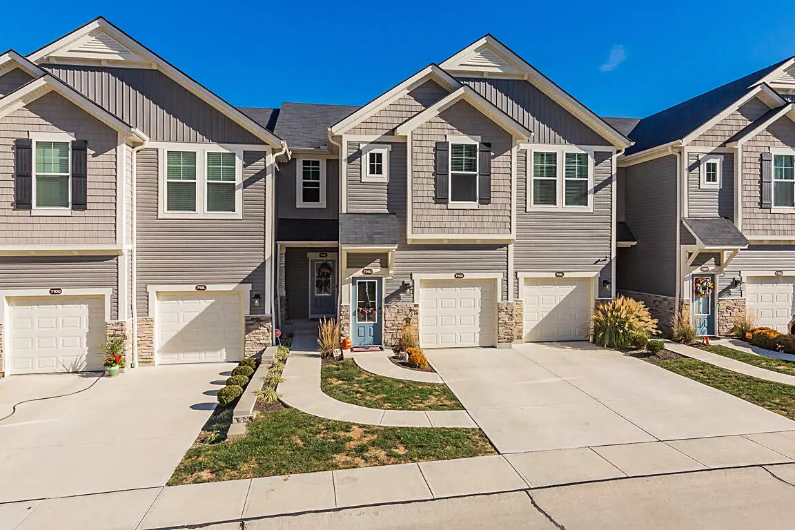 Alexandria, KY 41001,714 Streamside Drive #Upper