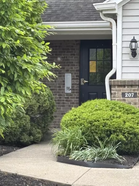 207 S Watchtower Drive #203, Wilder, KY 41076