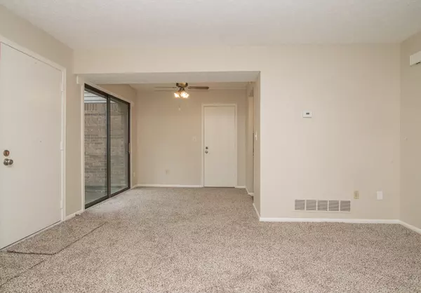 Villa Hills, KY 41017,2828 Paddock Lane