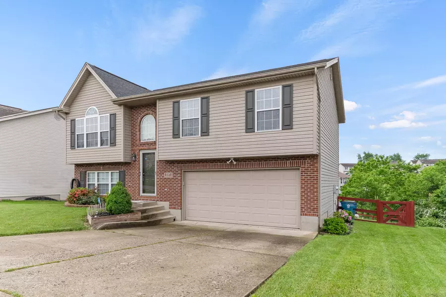 287 Redwood Drive, Dry Ridge, KY 41035