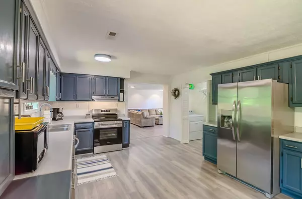 Albany, KY 42602,6740 Wisdom Dock Road