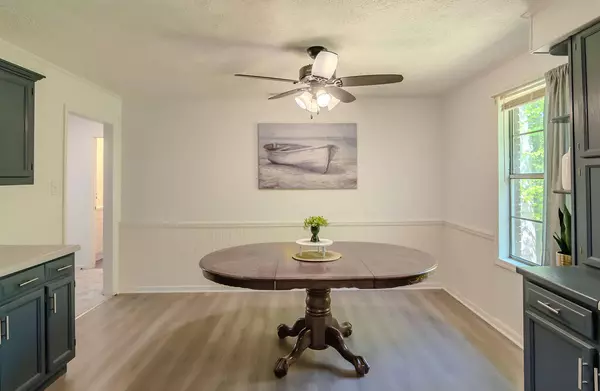 Albany, KY 42602,6740 Wisdom Dock Road