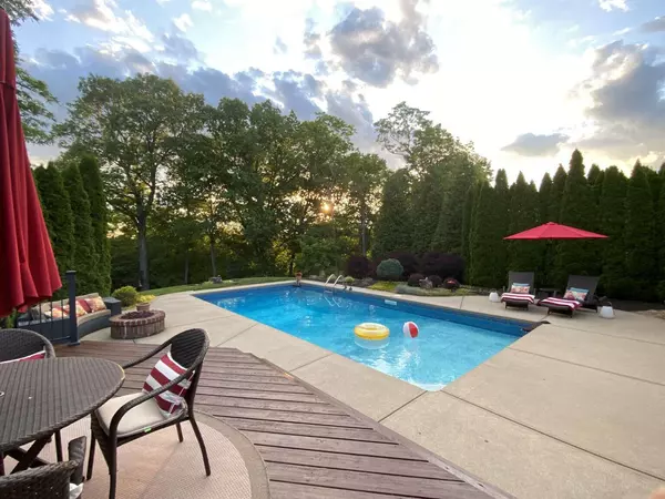 Cold Spring, KY 41076,773 Sandstone Ridge