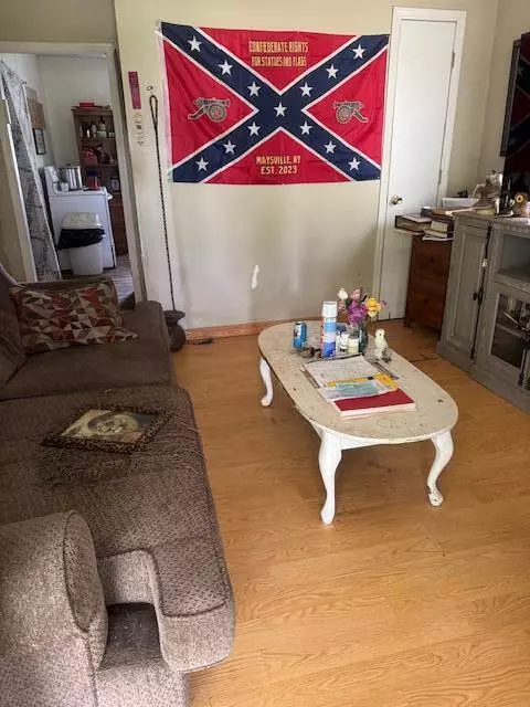 Maysville, KY 41056,9028 Owl Hollow Road