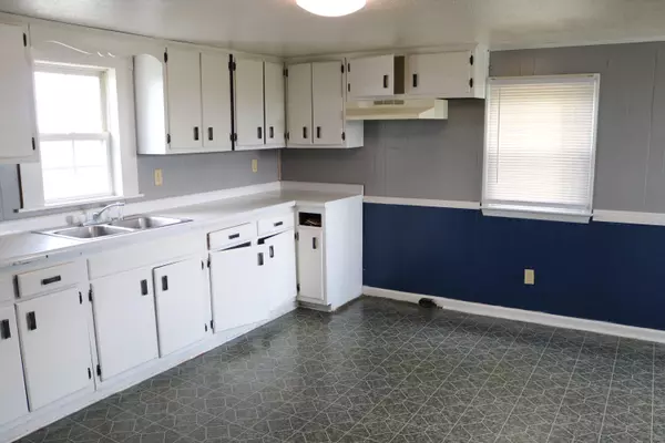 Owenton, KY 40359,555 Breck  Road