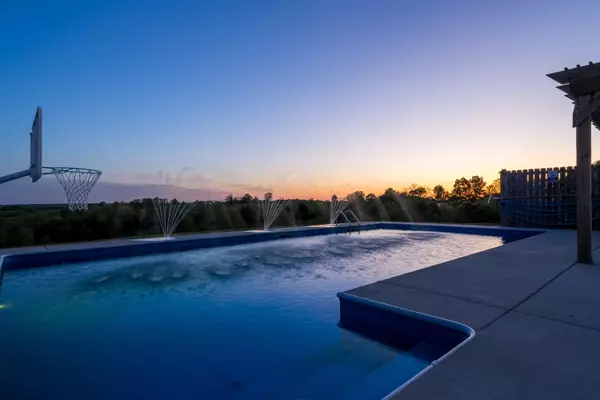 Williamstown, KY 41097,6300 Stewartsville Road