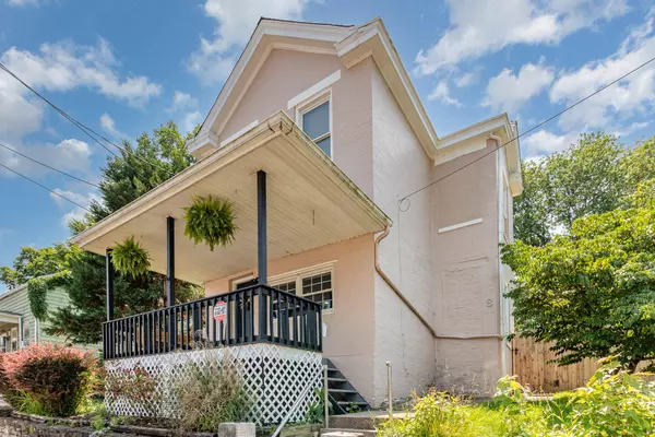 Ludlow, KY 41016,8 Carneal Street