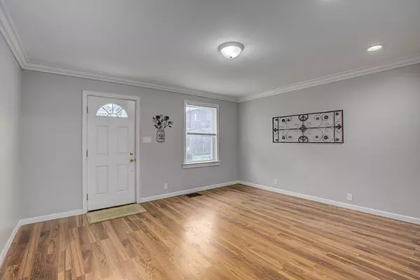 Ludlow, KY 41016,246 Glenwood Avenue