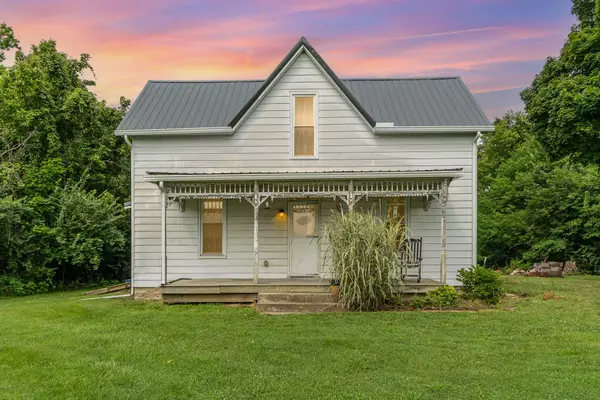 13549 Peach Grove Road, California, KY 41007