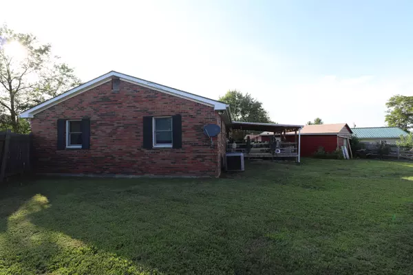 Augusta, KY 41002,5 Valley High Lane