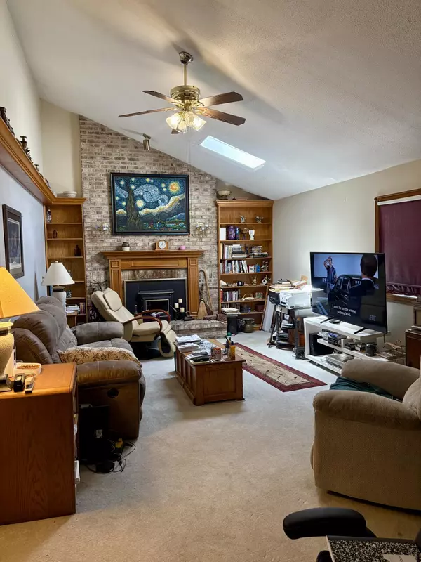 Dry Ridge, KY 41035,8100 Taft HWY