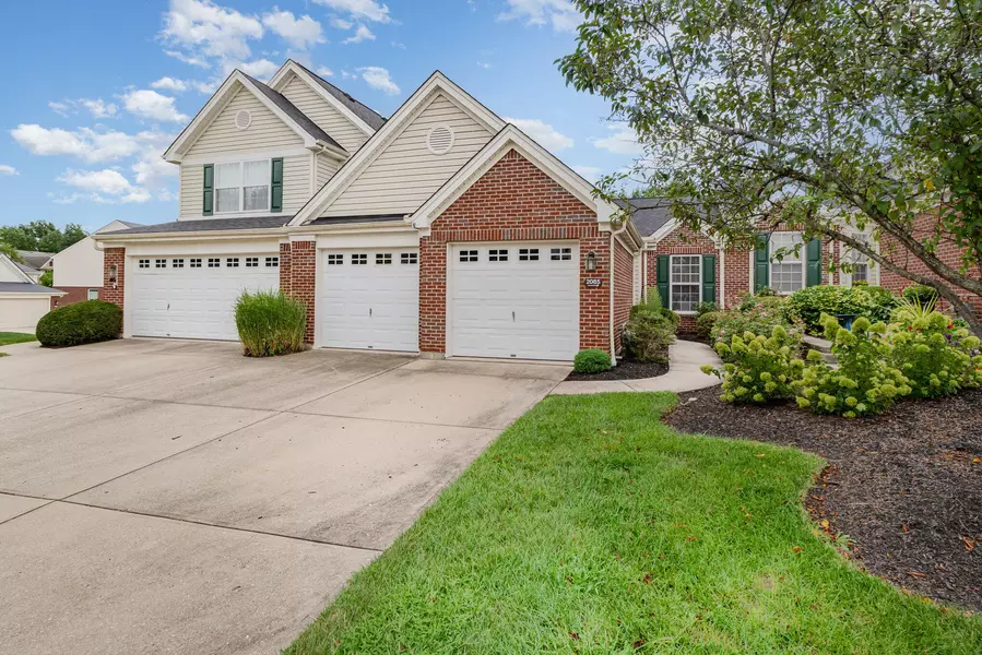 2085 Divot Drive, Burlington, KY 41005