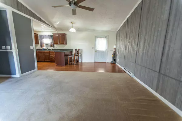 Augusta, KY 41002,406 Augusta Chatham Road