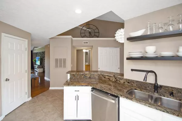 Fort Thomas, KY 41075,22 Carriage House Drive