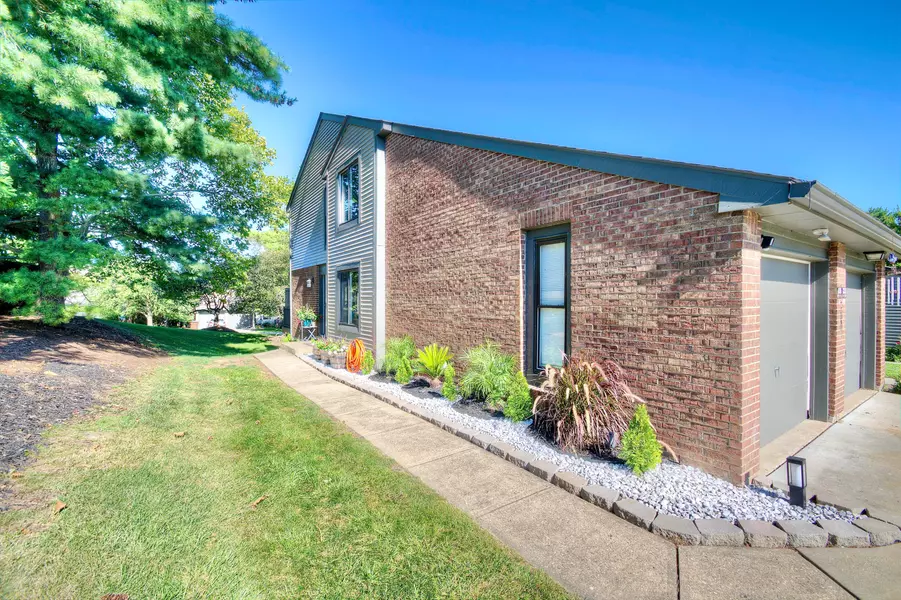 4000 Lakepoint Court, Villa Hills, KY 41017