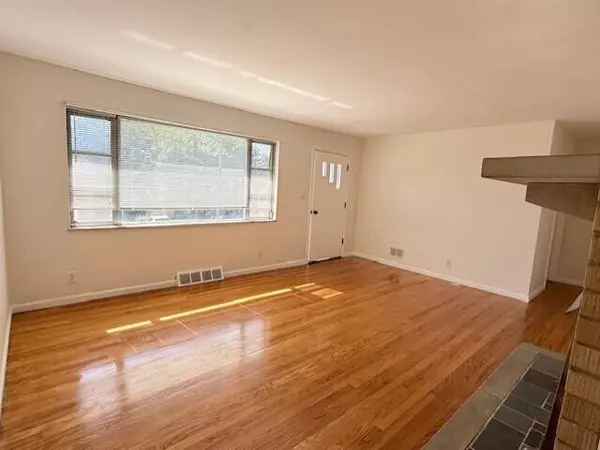 Elsmere, KY 41018,604 Orchard Street