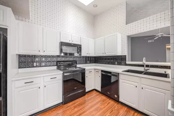 Highland Heights, KY 41076,344 Deepwoods Drive