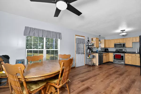 Demossville, KY 41033,4849 Knoxville Gardnersville Road