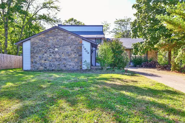 Florence, KY 41042,1609 Poplar Ridge Court