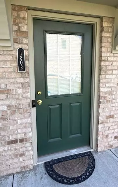 Florence, KY 41042,1802 Mimosa Trail