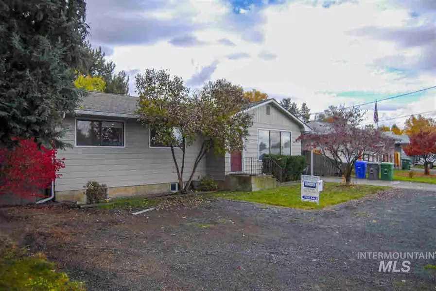 3612 14th St, Lewiston, ID 83501