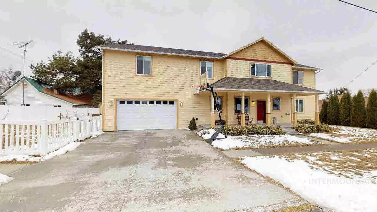 Colton, WA 99113,602 Gregor Street