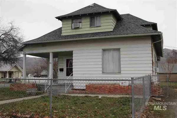 716 Chestnut St, Clarkston, WA 99403