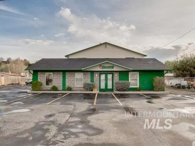 4781 N Goodall St., Garden City, ID 83714