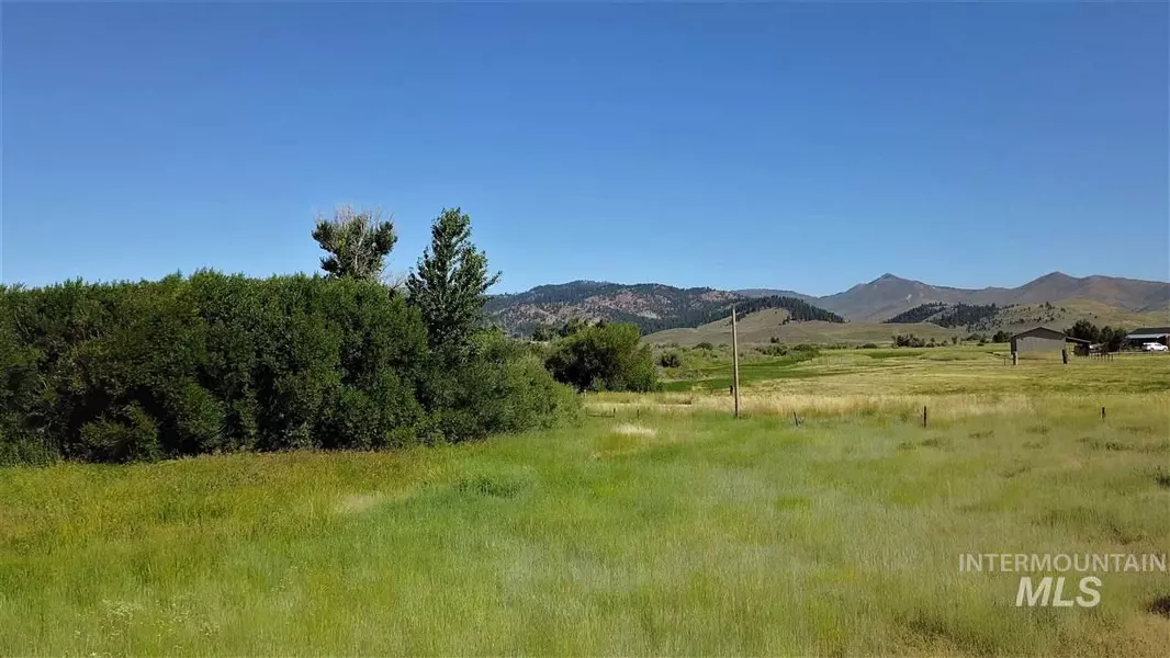 7 Wapiti Road, Fairfield, ID 83327