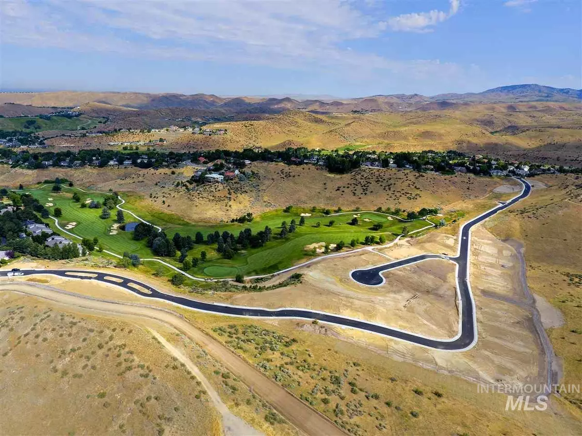Boise, ID 83702,1136 E Highland View Drive