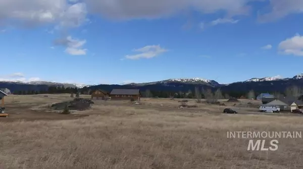 Mccall, ID 83638,13983 Country Way