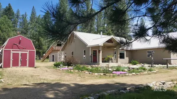 118 Grimes Pass Road, Centerville, ID 83631