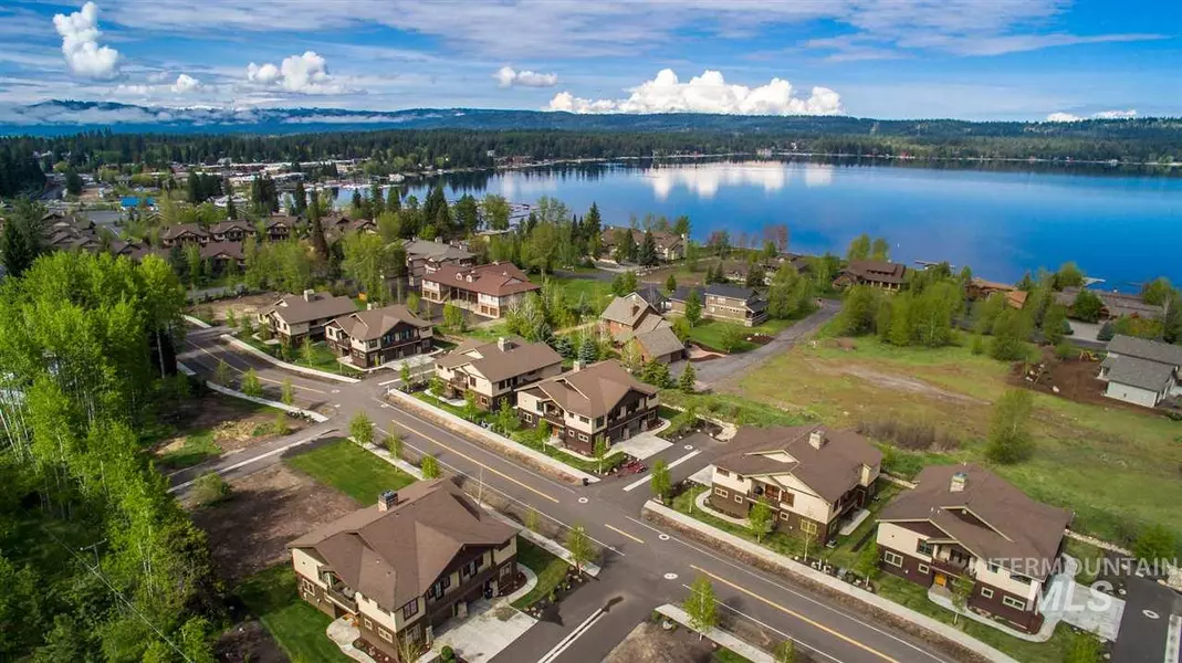 1504 Roosevelt, Mccall, ID 83638