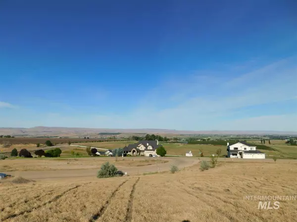 Caldwell, ID 83607,17336 Maple River Court