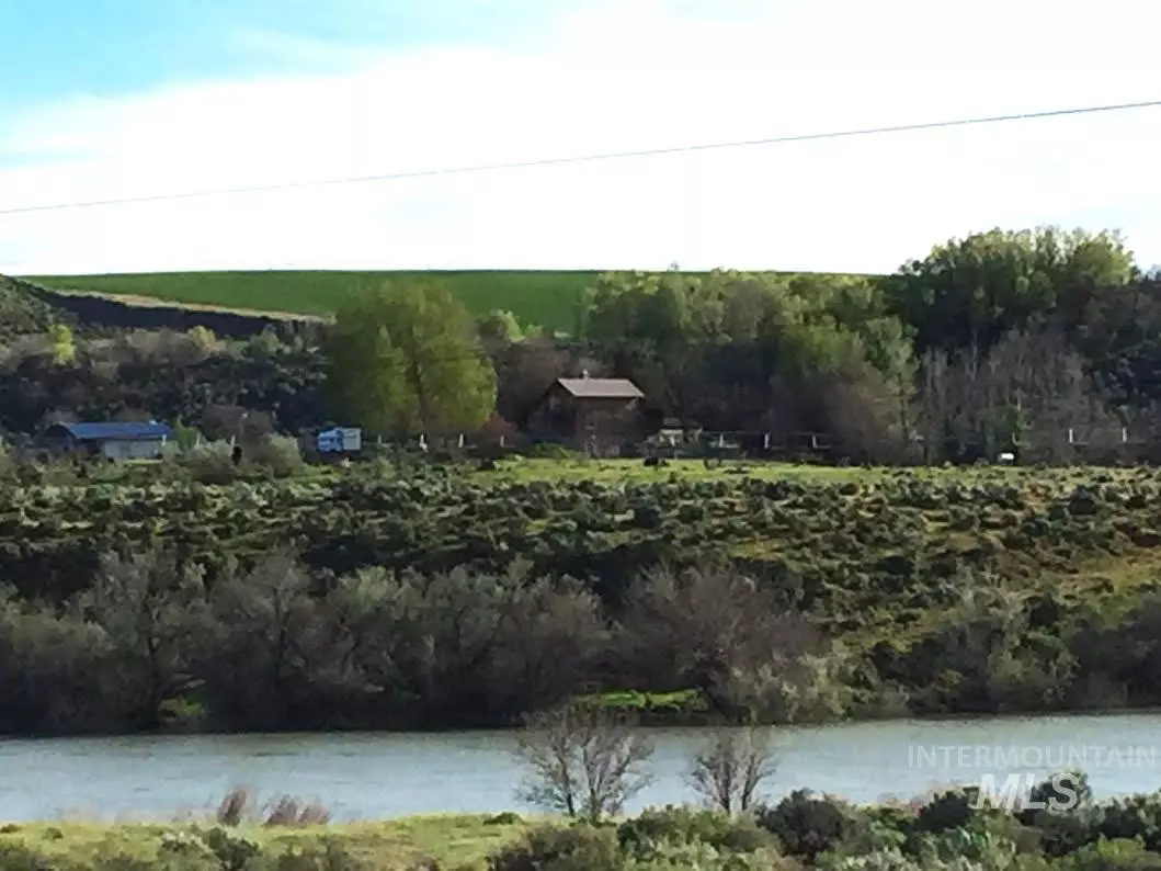 King Hill, ID 83633,3534 Yellow Rose Ln