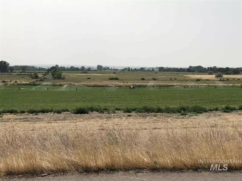 3331 Walker Ln, Payette, ID 83661